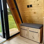 Honey Glamping With Jacuzzi Alpesi faház *