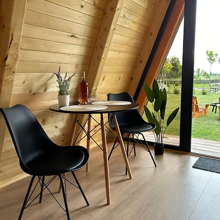 Honey Glamping With Jacuzzi